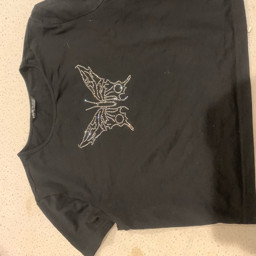 SHEIN TEE
